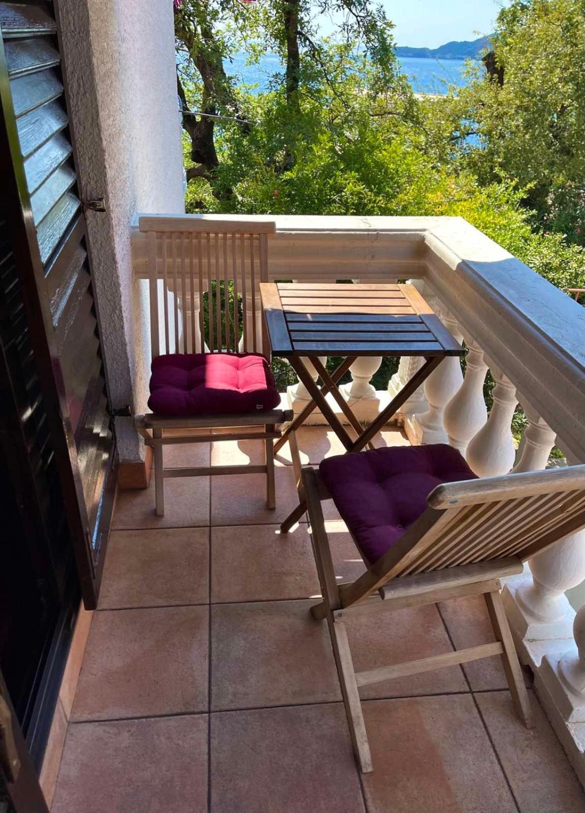 Villa Sara Guesthouse Sveti Stefan Pokoj fotografie