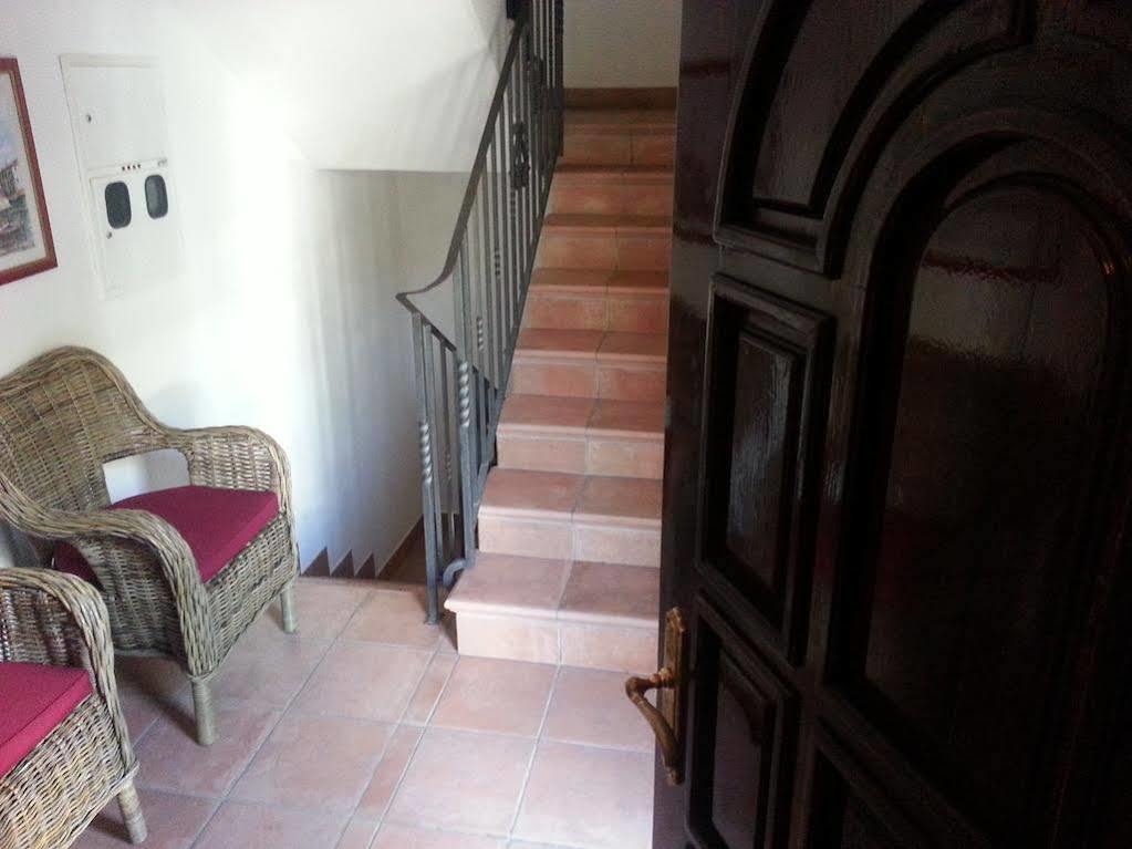 Villa Sara Guesthouse Sveti Stefan Exteriér fotografie
